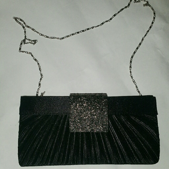 Black and Silver Formal Crossbody Clutch - Picture 3 of 8